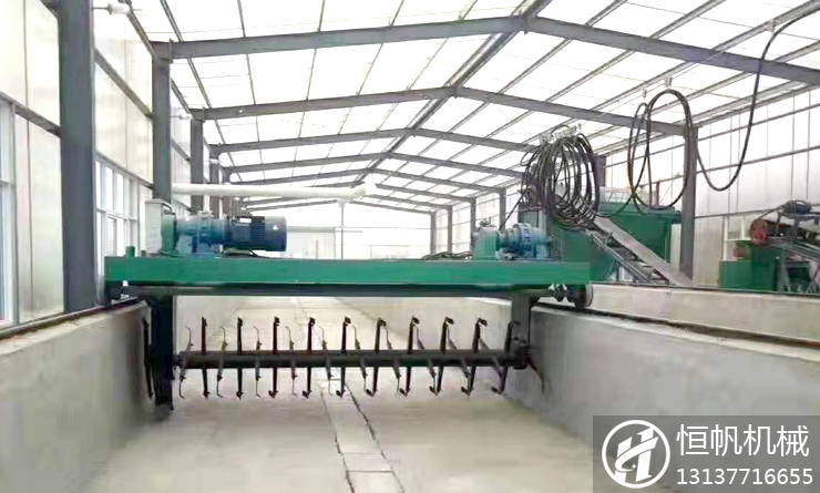 槽式翻抛机工作原理